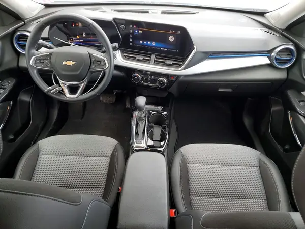 KL77LHE24SC143949 2025 CHEVROLET TRAX - Image 8