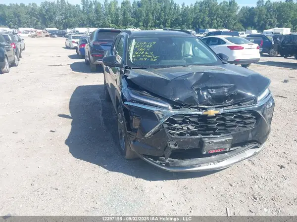 KL77LHE24SC161822 2025 CHEVROLET TRAX - Image 1