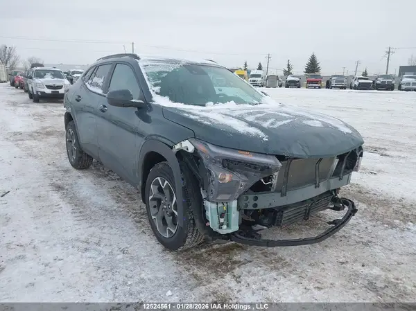 KL77LHE24SC291146 2025 CHEVROLET TRAX - Image 1
