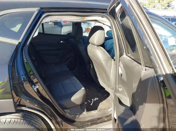 KL77LHE25RC015729 2024 CHEVROLET TRAX - Image 8
