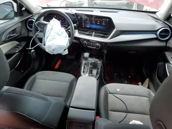 KL77LHE25RC074932 2024 CHEVROLET TRAX - Image 8