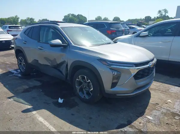 KL77LHE25RC229412 2024 CHEVROLET TRAX - Image 1