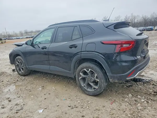 KL77LHE25RC238885 2024 CHEVROLET TRAX - Image 2