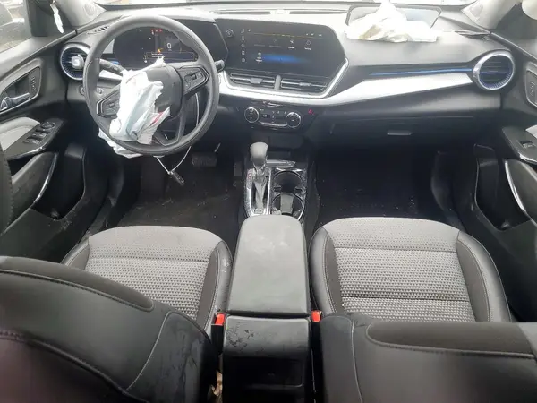 KL77LHE25RC238885 2024 CHEVROLET TRAX - Image 8