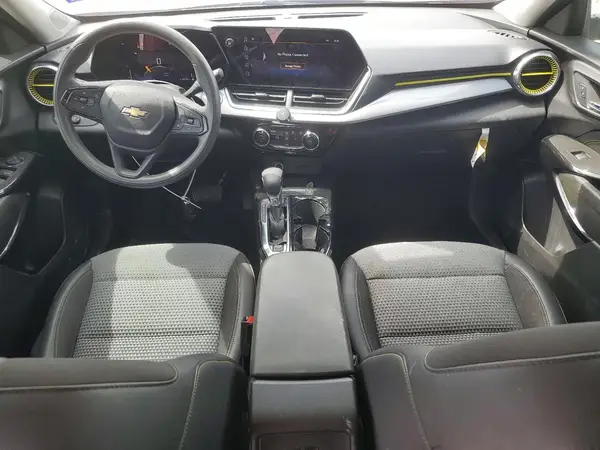 KL77LHE26RC002035 2024 CHEVROLET TRAX - Image 8