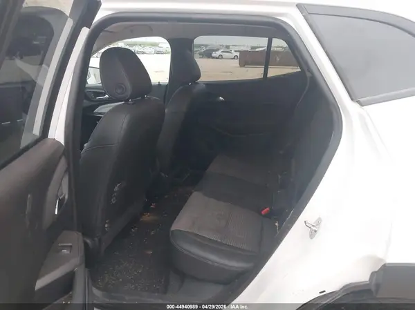KL77LHE26RC009793 2024 CHEVROLET TRAX - Image 8