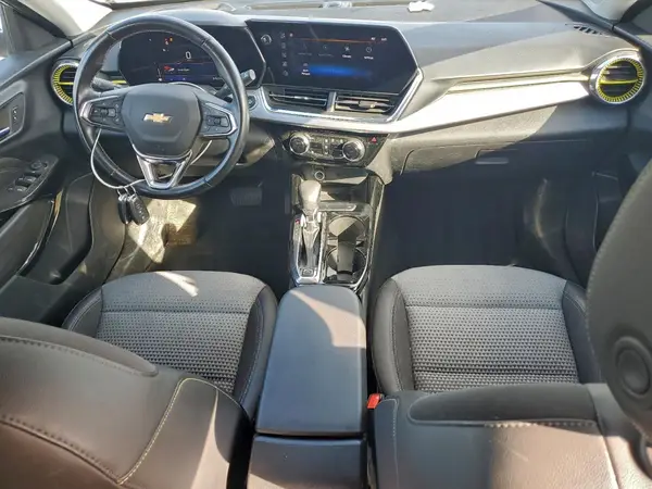 KL77LHE26RC012404 2024 CHEVROLET TRAX - Image 8