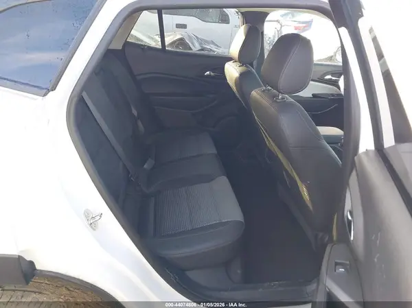KL77LHE26RC081352 2024 CHEVROLET TRAX - Image 8