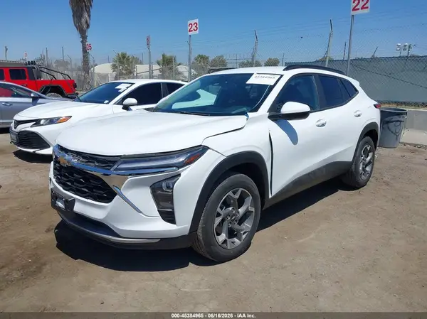 KL77LHE26RC096207 2024 CHEVROLET TRAX - Image 2