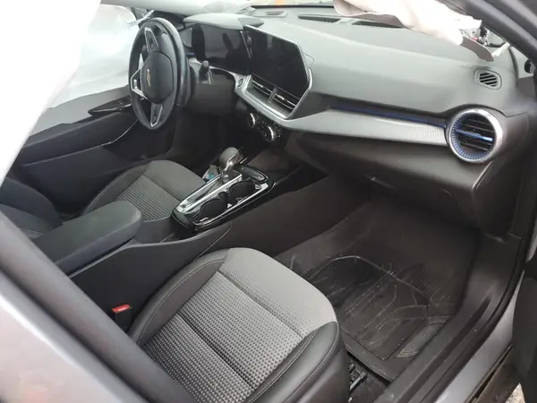 KL77LHE26RC129321 2024 CHEVROLET TRAX - Image 8