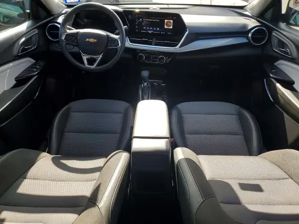 KL77LHE26RC212179 2024 CHEVROLET TRAX - Image 8