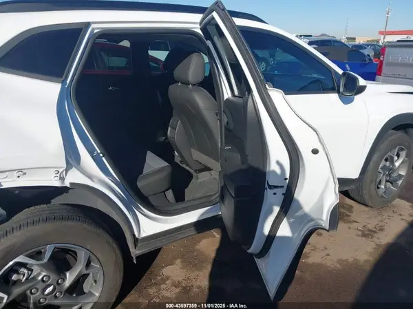 KL77LHE26RC227085 2024 CHEVROLET TRAX - Image 8