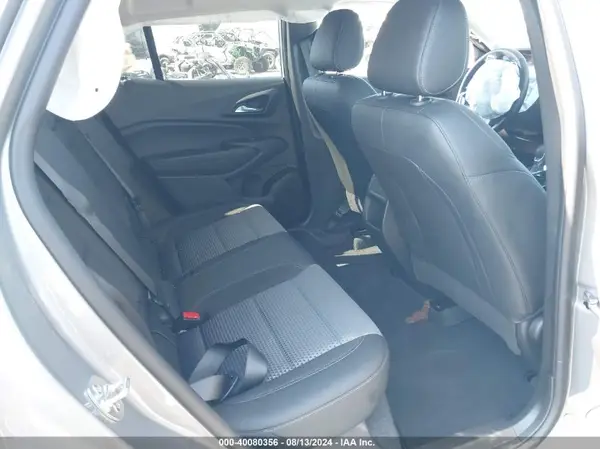 KL77LHE26RC227104 2024 CHEVROLET TRAX - Image 8