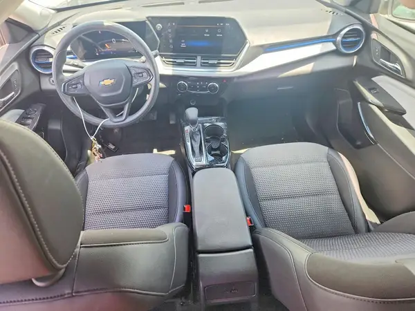 KL77LHE26RC238927 2024 CHEVROLET TRAX - Image 8