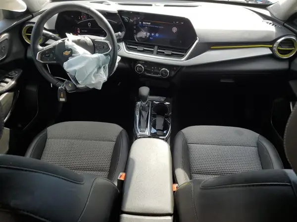 KL77LHE26RC243884 2024 CHEVROLET TRAX - Image 8