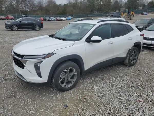 KL77LHE27RC016039 2024 CHEVROLET TRAX - Image 1