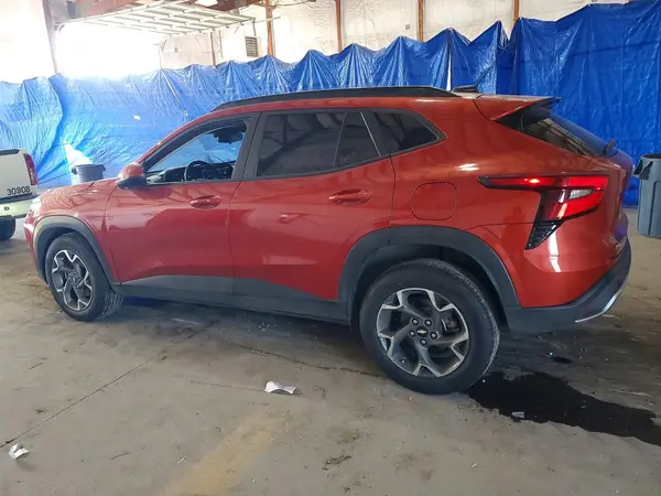 KL77LHE27RC089394 2024 CHEVROLET TRAX - Image 2