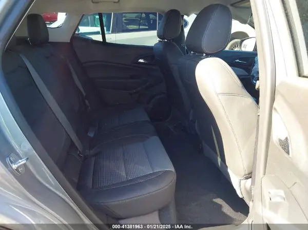 KL77LHE27RC094627 2024 CHEVROLET TRAX - Image 8