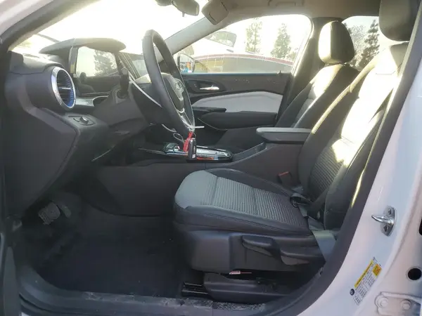 KL77LHE27RC128808 2024 CHEVROLET TRAX - Image 8