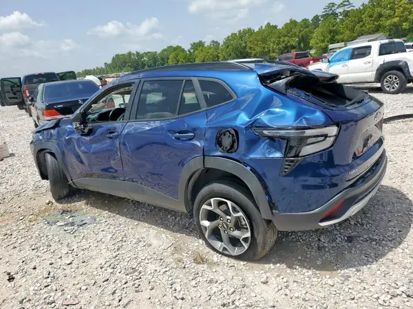 KL77LHE27RC139825 2024 CHEVROLET TRAX - Image 2