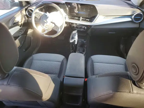 KL77LHE27RC148217 2024 CHEVROLET TRAX - Image 8