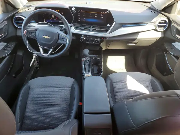 KL77LHE27RC162442 2024 CHEVROLET TRAX - Image 8