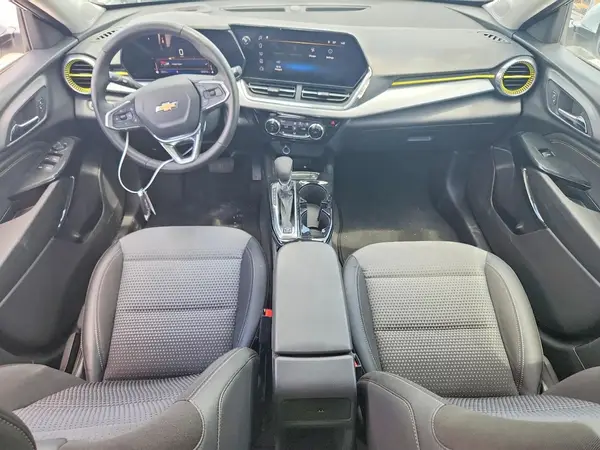 KL77LHE27RC182657 2024 CHEVROLET TRAX - Image 8