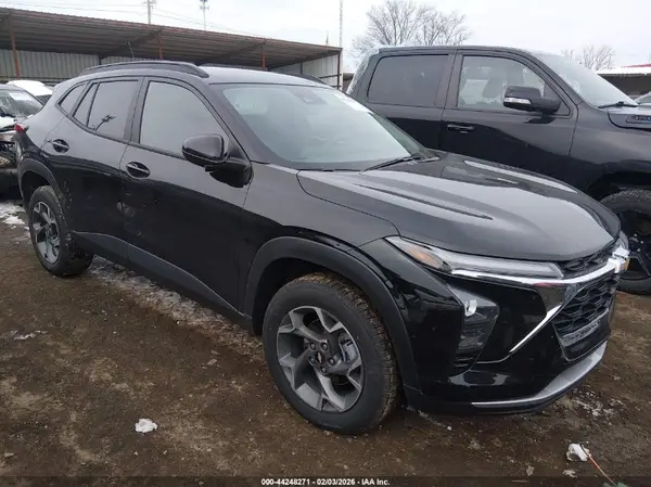 KL77LHE27RC197191 2024 CHEVROLET TRAX - Image 1