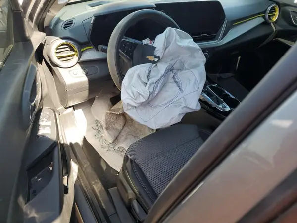 KL77LHE27RC207671 2024 CHEVROLET TRAX - Image 8