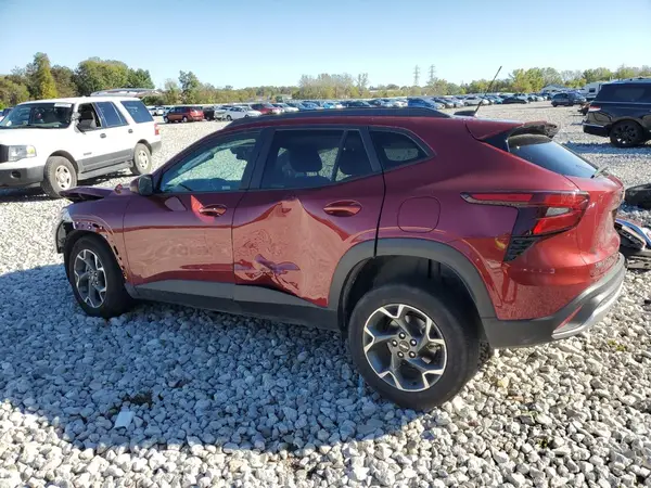KL77LHE27RC221232 2024 CHEVROLET TRAX - Image 2