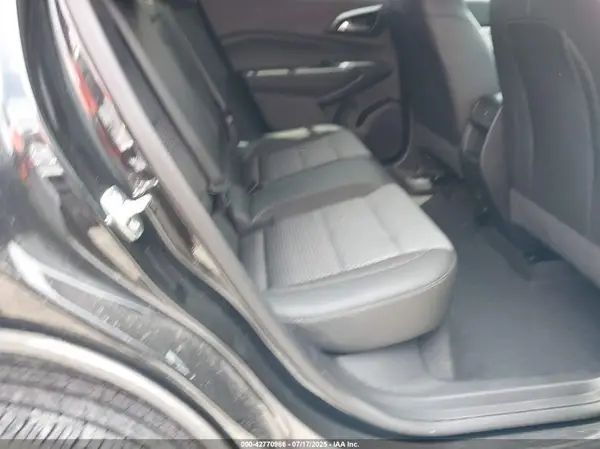 KL77LHE27RC238239 2024 CHEVROLET TRAX - Image 8