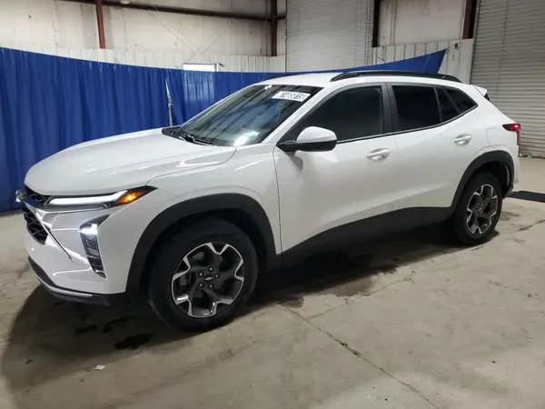 KL77LHE27RC242856 2024 CHEVROLET TRAX - Image 1
