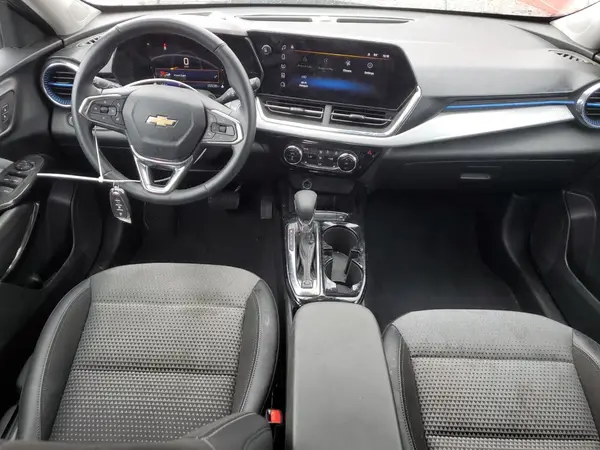 KL77LHE28RC016034 2024 CHEVROLET TRAX - Image 8