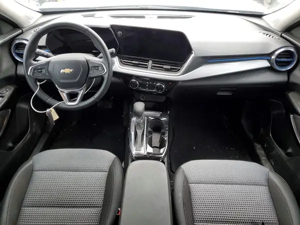 KL77LHE28RC023632 2024 CHEVROLET TRAX - Image 8