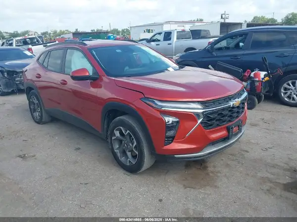 KL77LHE28RC027325 2024 CHEVROLET TRAX - Image 1
