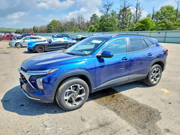 KL77LHE28RC028958 2024 CHEVROLET TRAX - Image 1