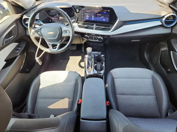KL77LHE28RC028958 2024 CHEVROLET TRAX - Image 8