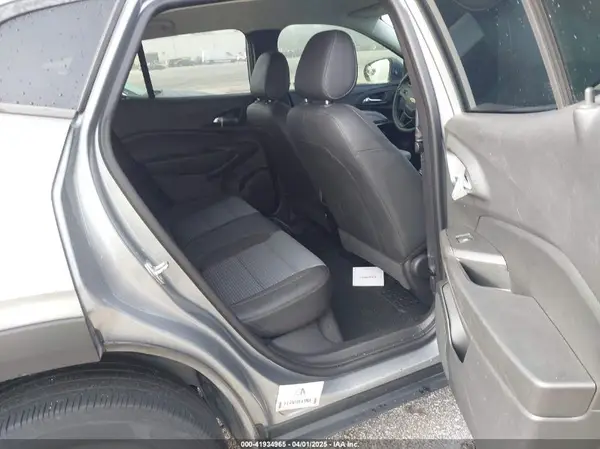 KL77LHE28RC043721 2024 CHEVROLET TRAX - Image 8