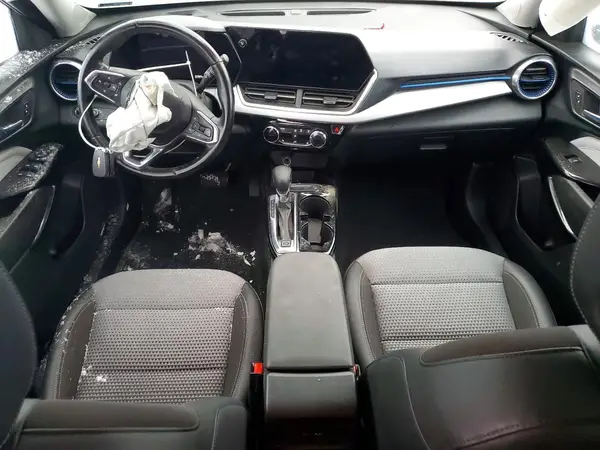 KL77LHE28RC053262 2024 CHEVROLET TRAX - Image 8
