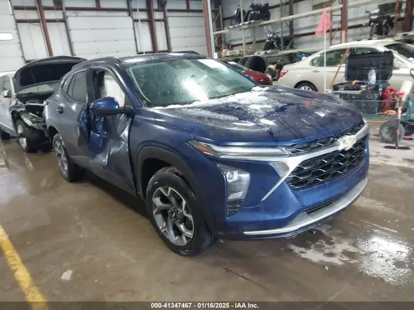 KL77LHE28RC079859 2024 CHEVROLET TRAX - Image 1