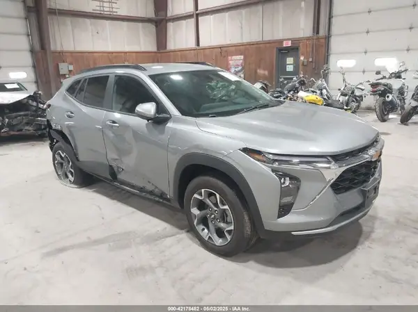 KL77LHE28RC112469 2024 CHEVROLET TRAX - Image 1