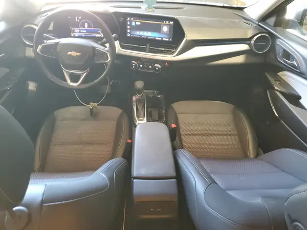 KL77LHE28RC149084 2024 CHEVROLET TRAX - Image 8