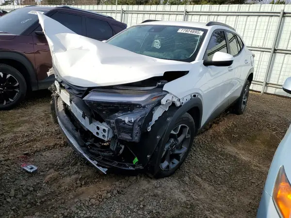 KL77LHE28RC187950 2024 CHEVROLET TRAX - Image 1