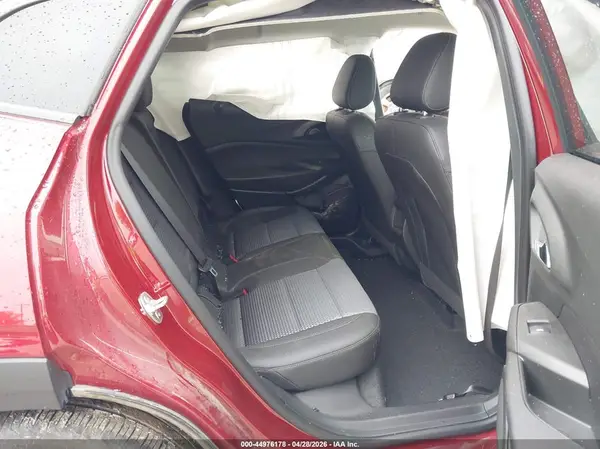 KL77LHE28RC202608 2024 CHEVROLET TRAX - Image 8