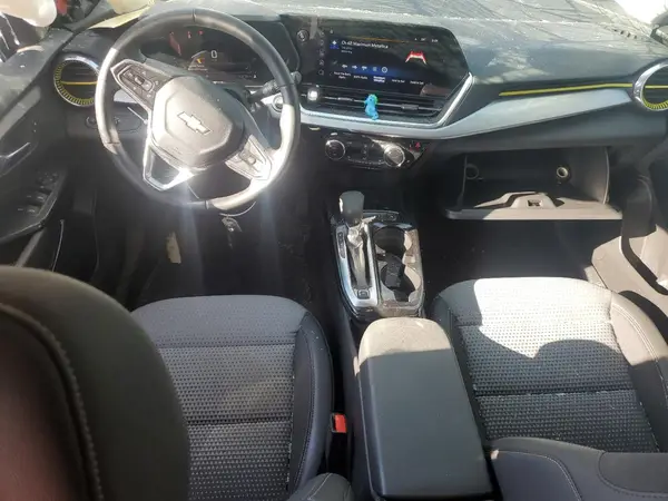 KL77LHE28RC206366 2024 CHEVROLET TRAX - Image 8