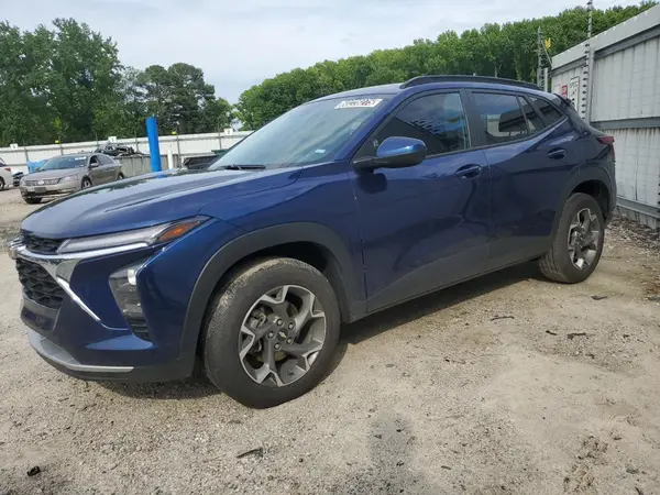 KL77LHE28RC213270 2024 CHEVROLET TRAX - Image 1