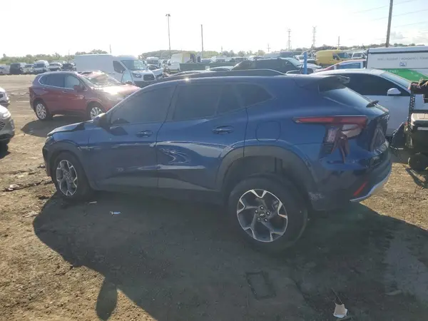 KL77LHE28RC216234 2024 CHEVROLET TRAX - Image 2