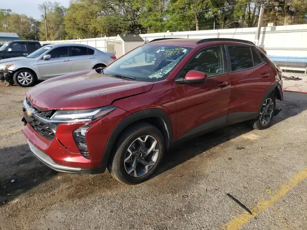 KL77LHE28RC217495 2024 CHEVROLET TRAX - Image 1
