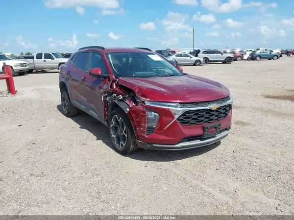 KL77LHE28RC221708 2024 CHEVROLET TRAX - Image 1