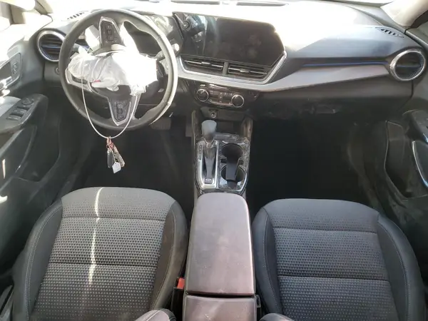 KL77LHE28RC225872 2024 CHEVROLET TRAX - Image 8